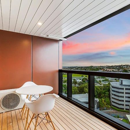 Stunning Ellerslie Apartment + Private Balcony Auckland Exterior foto
