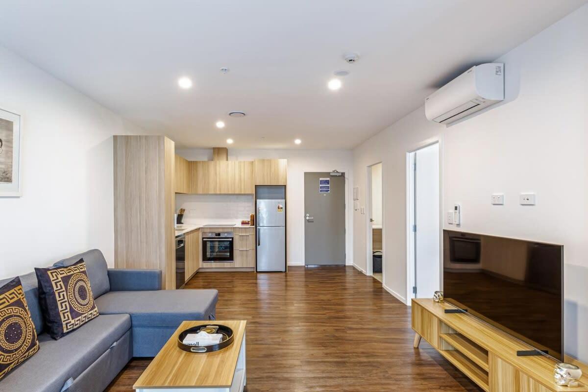Stunning Ellerslie Apartment + Private Balcony Auckland Exterior foto
